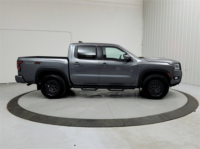 Used 2025 Nissan Frontier PRO-4X image 8
