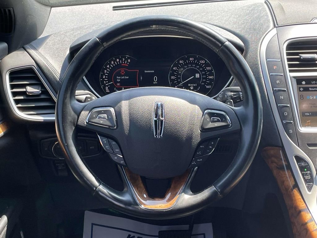 Used 2017 Lincoln MKX Reserve AWD/4WD image 13