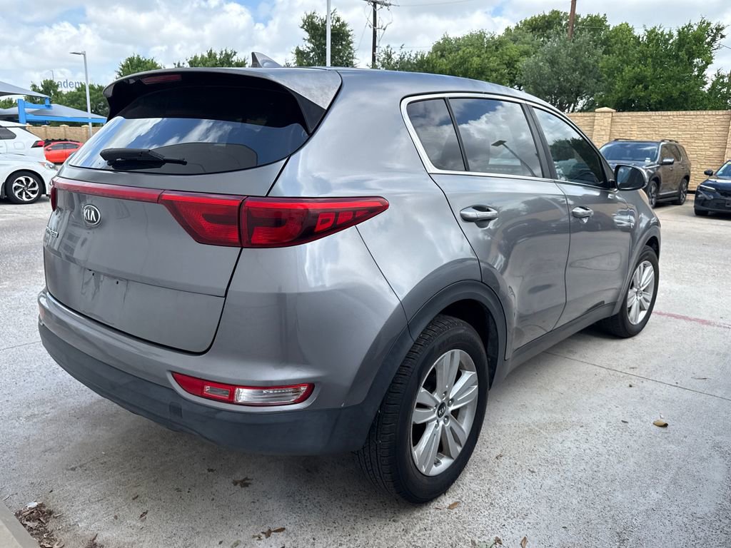 Used 2019 Kia Sportage LX image 7