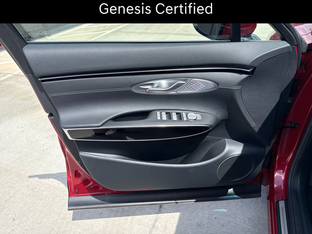 Certified 2026 Genesis GV70 2.5T AWD/4WD image 8