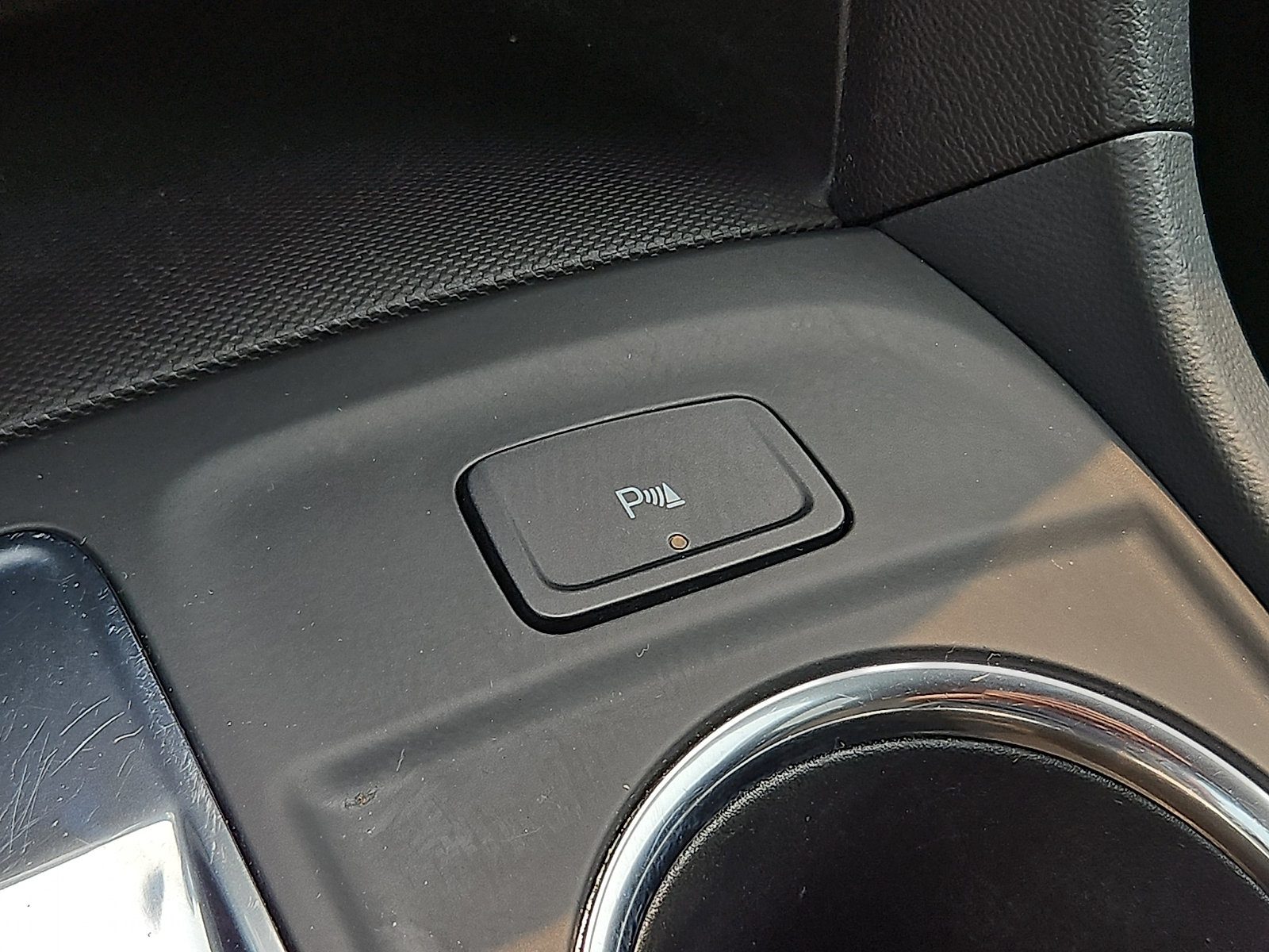 Used 2024 Chevrolet Equinox LT FWD image 24