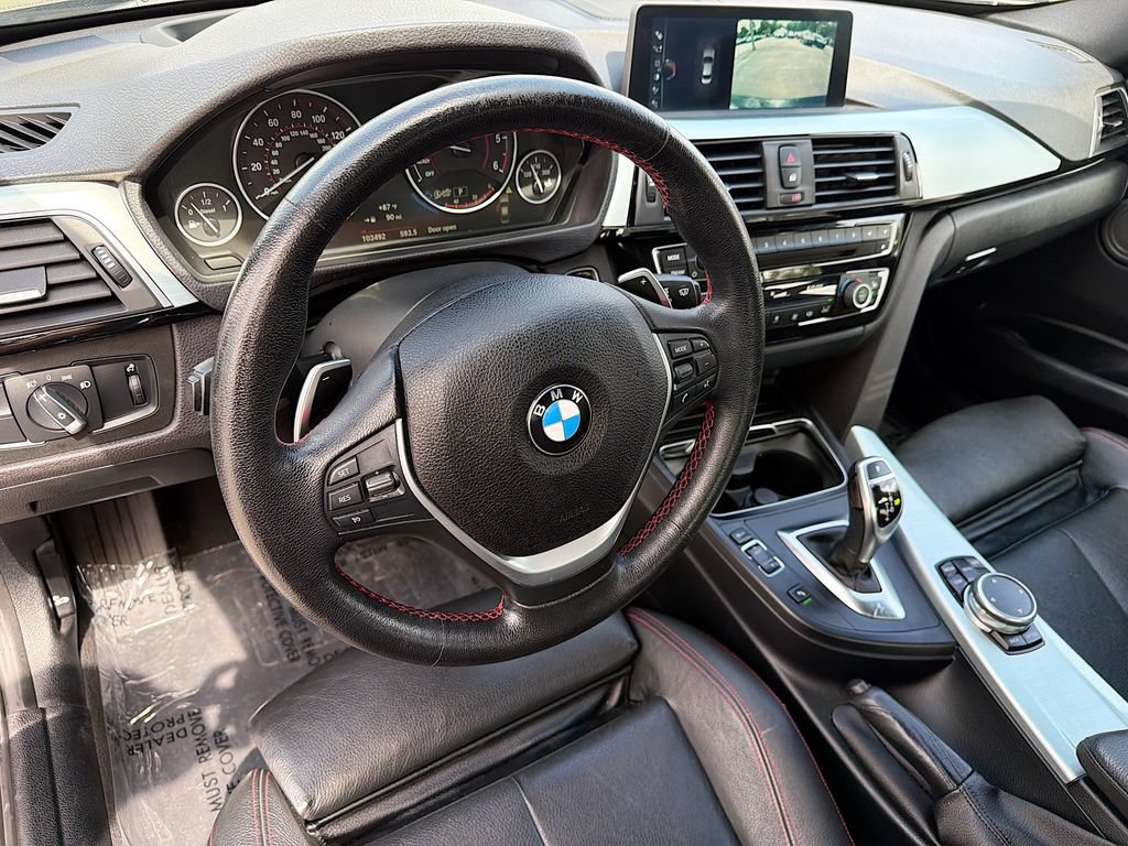 Used 2017 BMW 328d xDrive Sedan AWD/4WD image 25