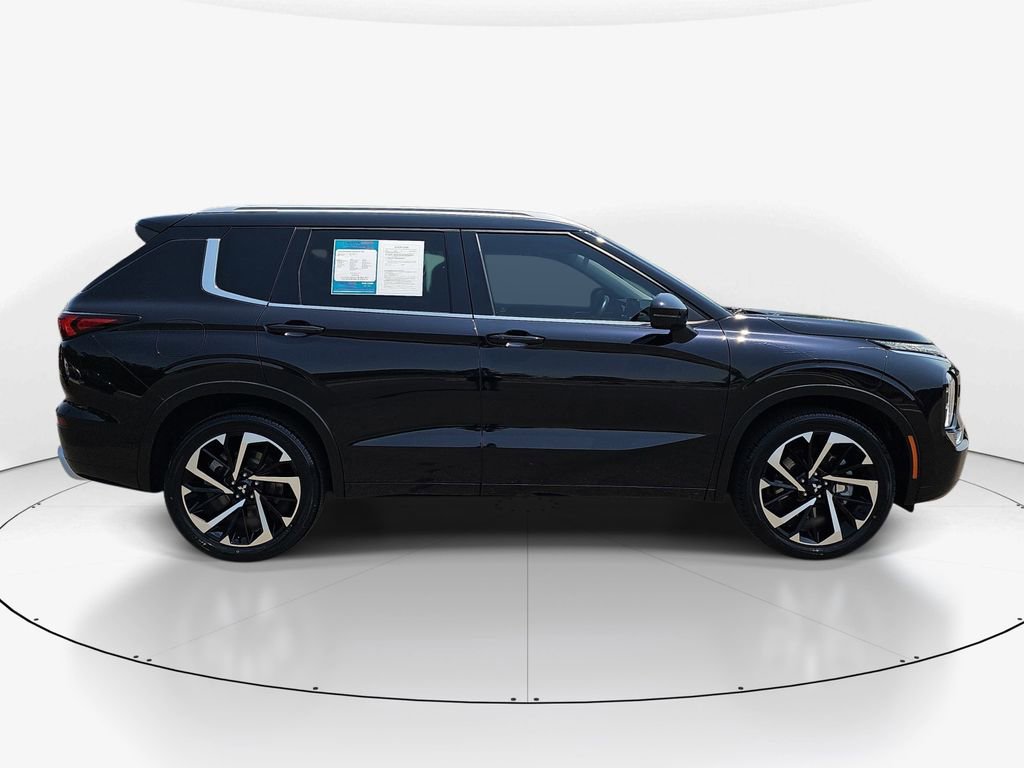 Used 2022 Mitsubishi Outlander SEL AWD/4WD image 4