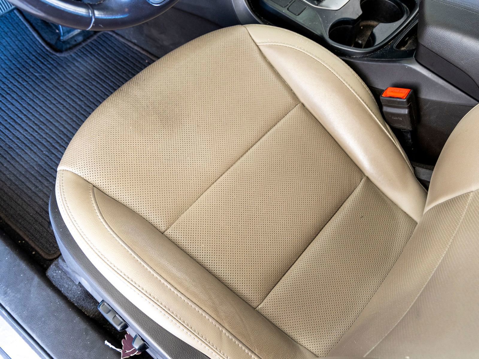 Used 2018 Hyundai Santa Fe Sport 2.0T FWD image 18