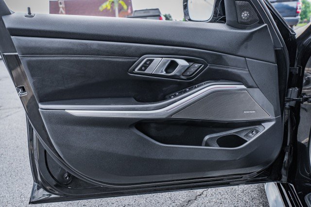 Used 2021 BMW M3 RWD image 18