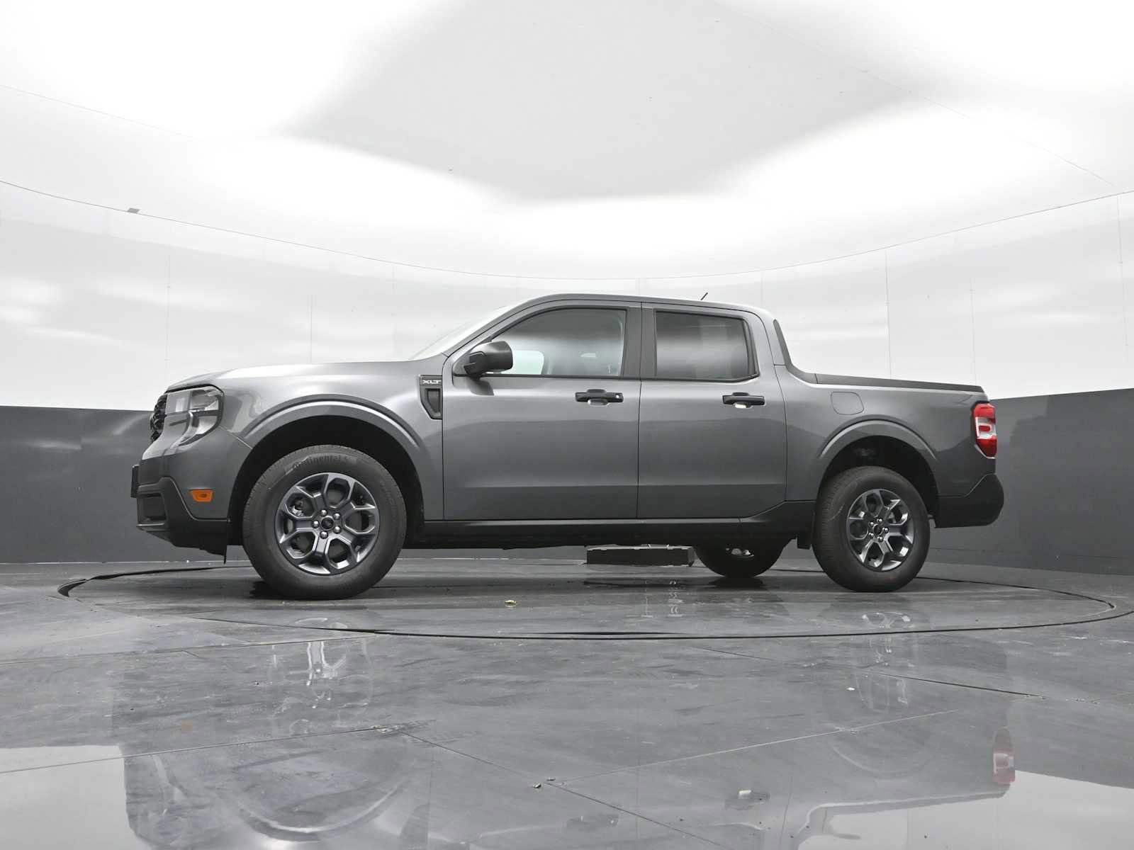 New 2025 Ford Maverick XLT image 21