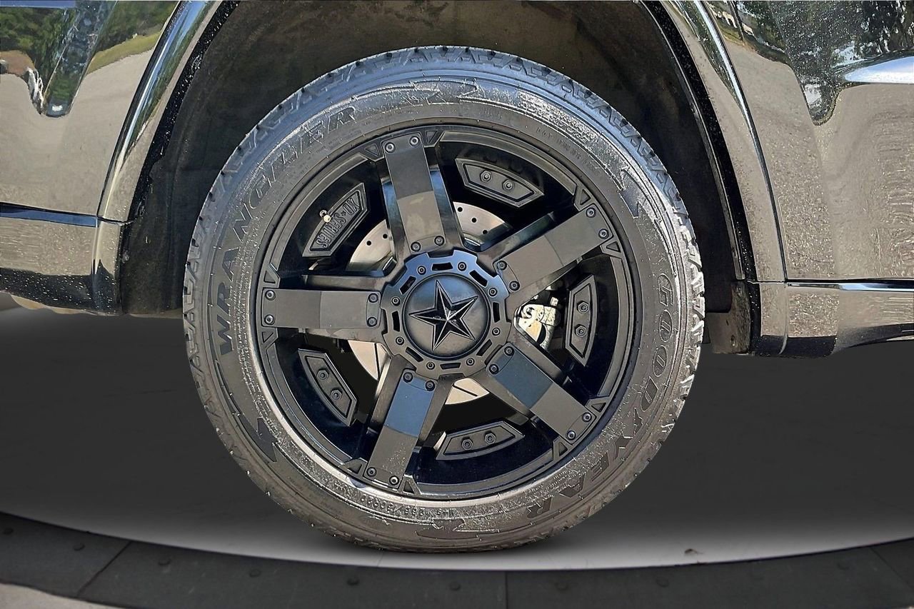 Used 2015 Jeep Grand Cherokee Altitude AWD/4WD image 36