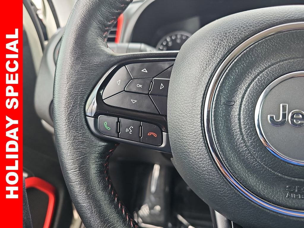 Used 2022 Jeep Renegade Trailhawk image 16