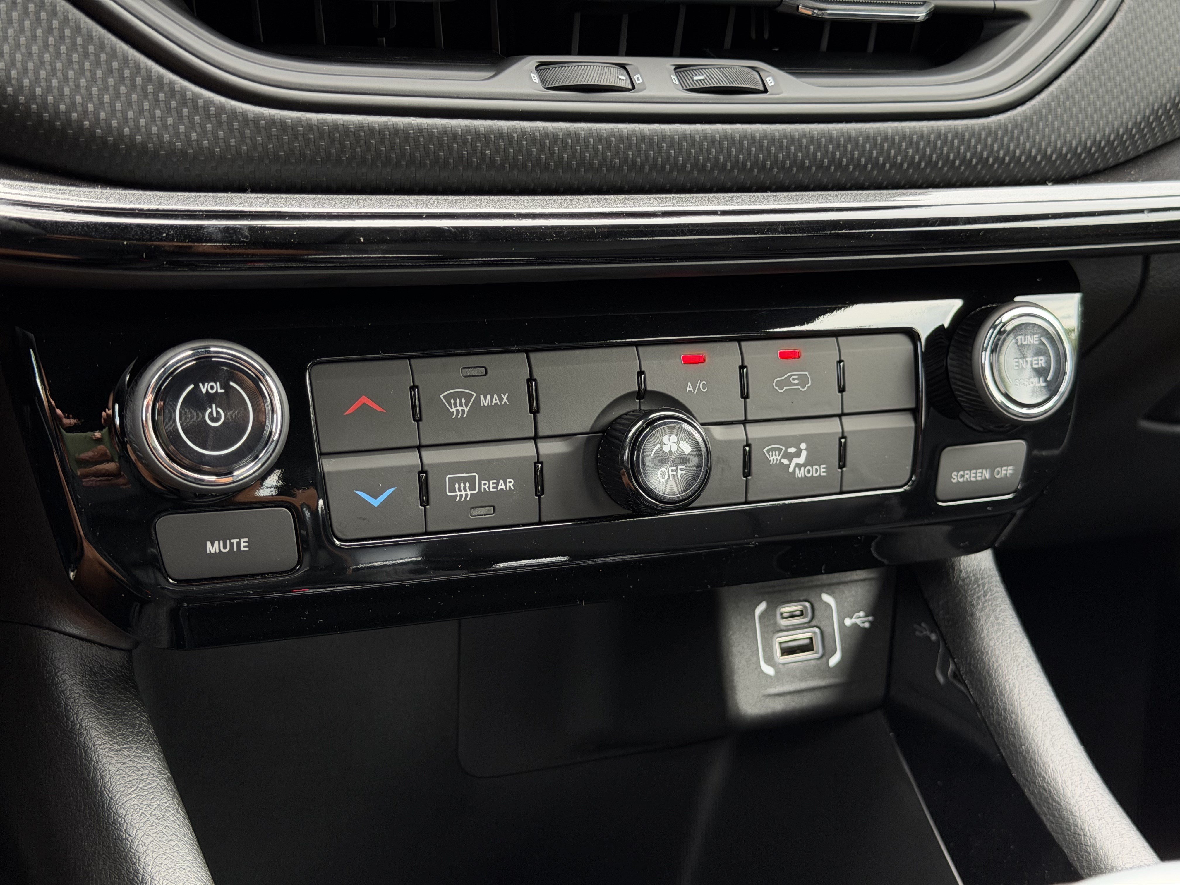 New 2026 Jeep Compass Latitude AWD/4WD image 27