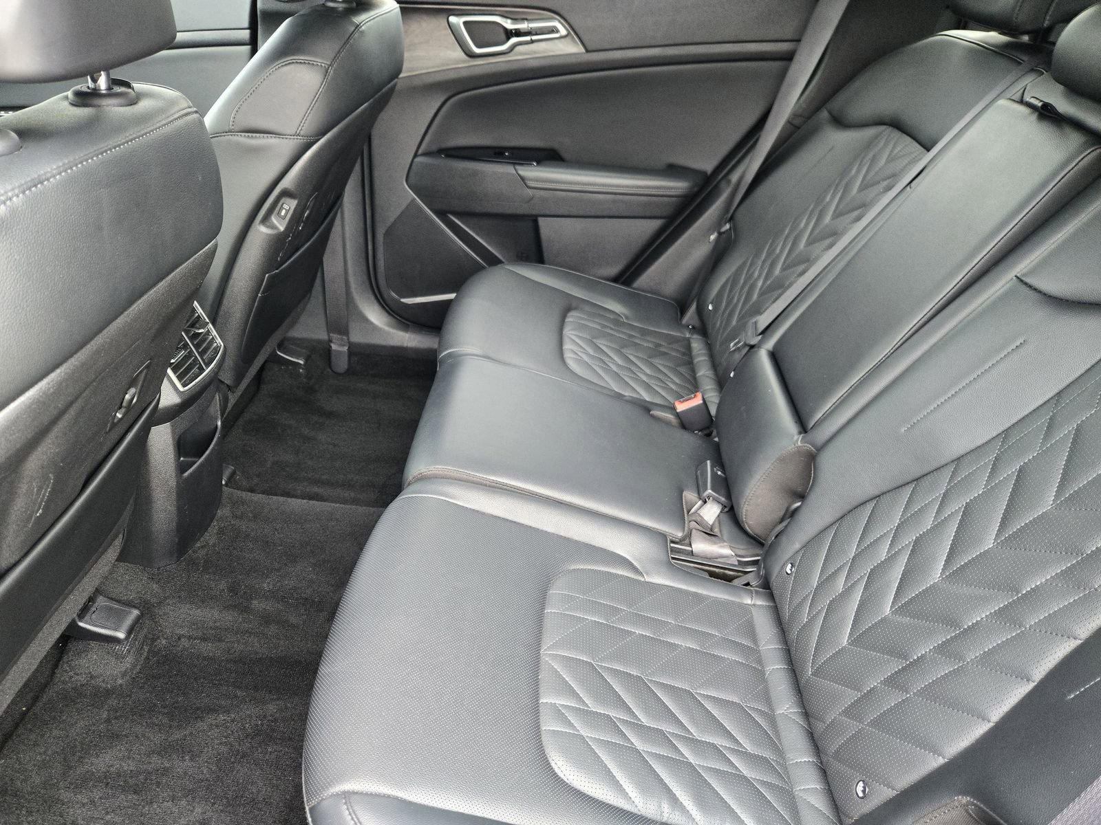 Used 2023 Kia Sportage X-Line w/ X-Line Premium Package AWD/4WD image 37