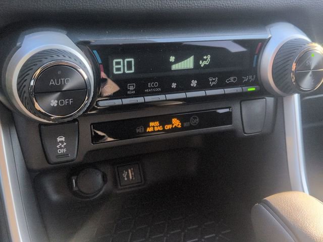 Certified 2025 Toyota RAV4 LE image 21