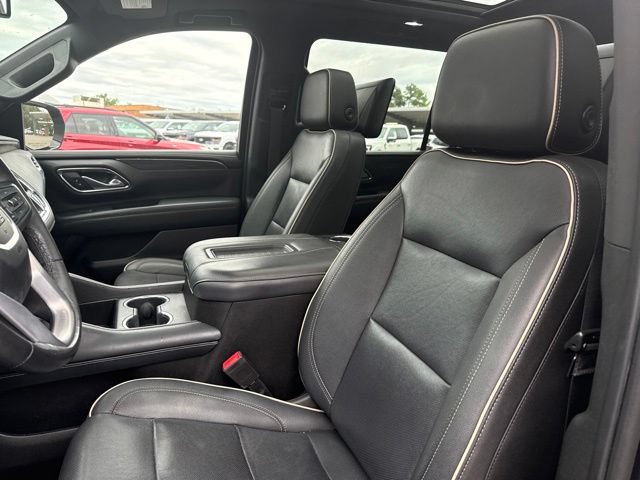 Used 2023 GMC Yukon XL SLT AWD/4WD image 9