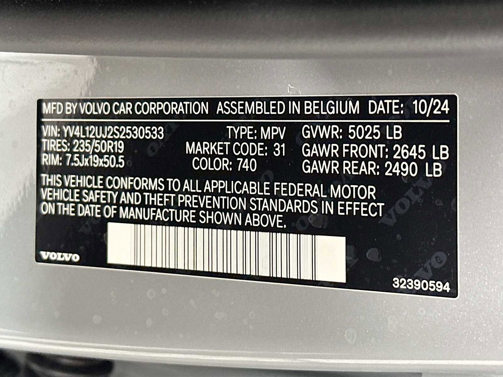 Used 2025 Volvo XC40 B5 Core w/ Protection Package Premier image 31