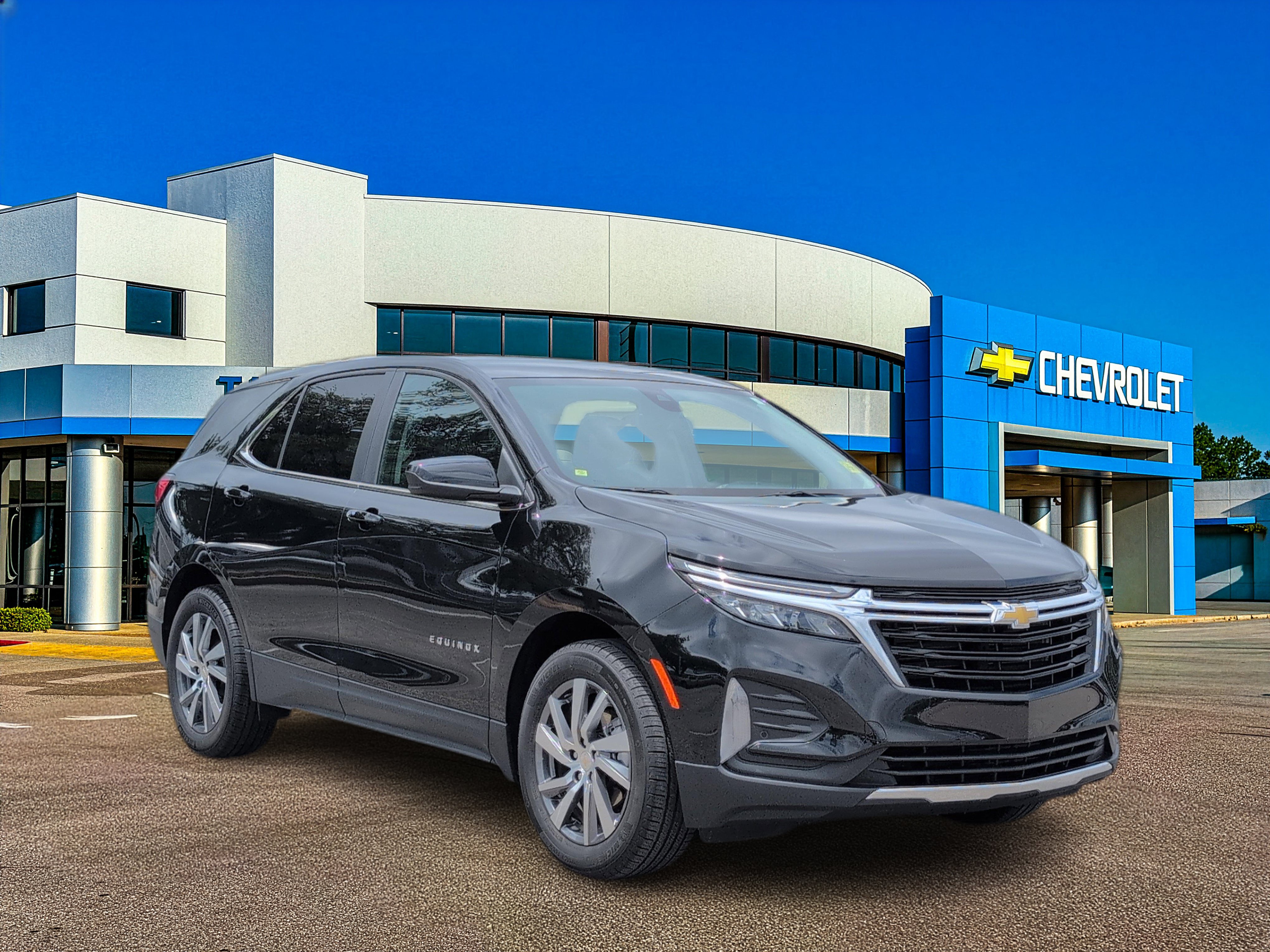 Used 2024 Chevrolet Equinox LT w/ LPO, Floor Liner Package FWD image 8