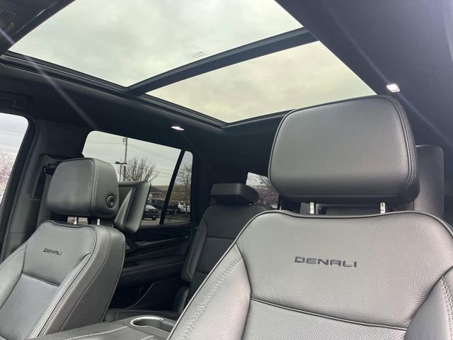 Used 2021 GMC Yukon Denali w/ Denali Premium Package image 39