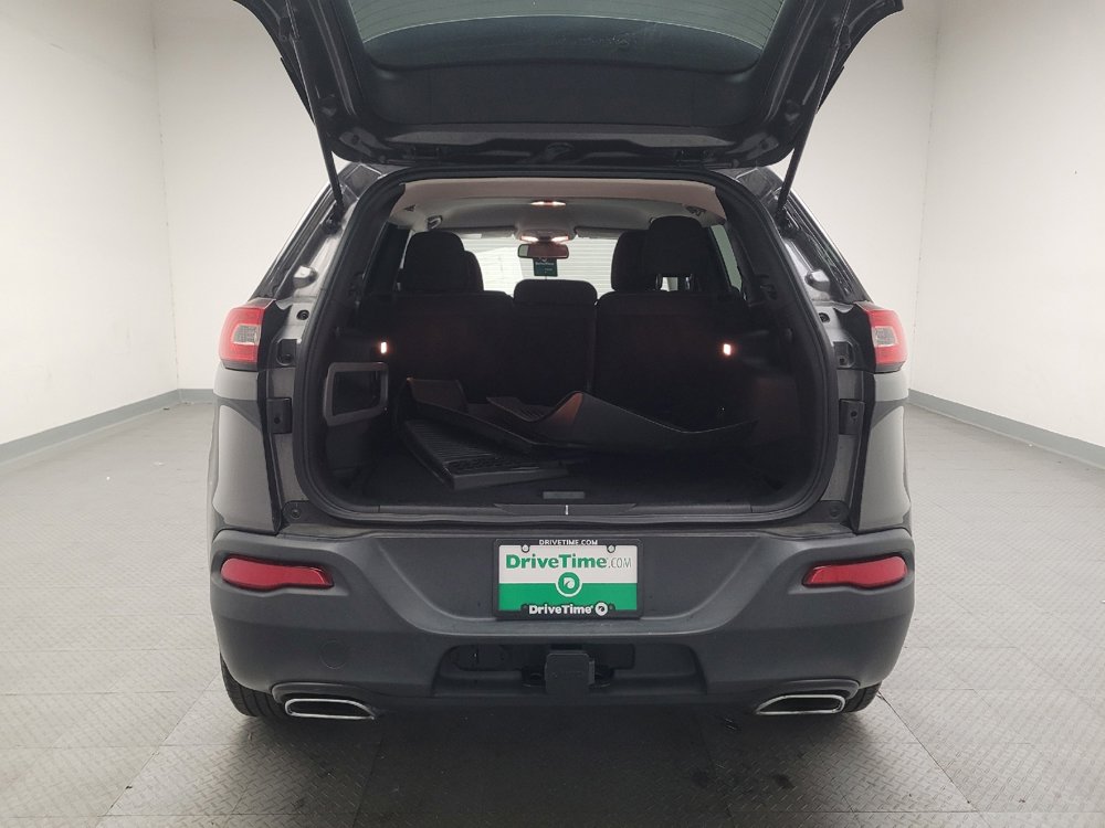 Used 2015 Jeep Cherokee Latitude w/ Trailer Tow Group image 29