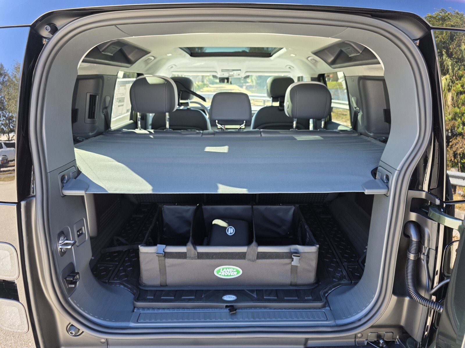 New 2026 Land Rover Defender 110 X image 13