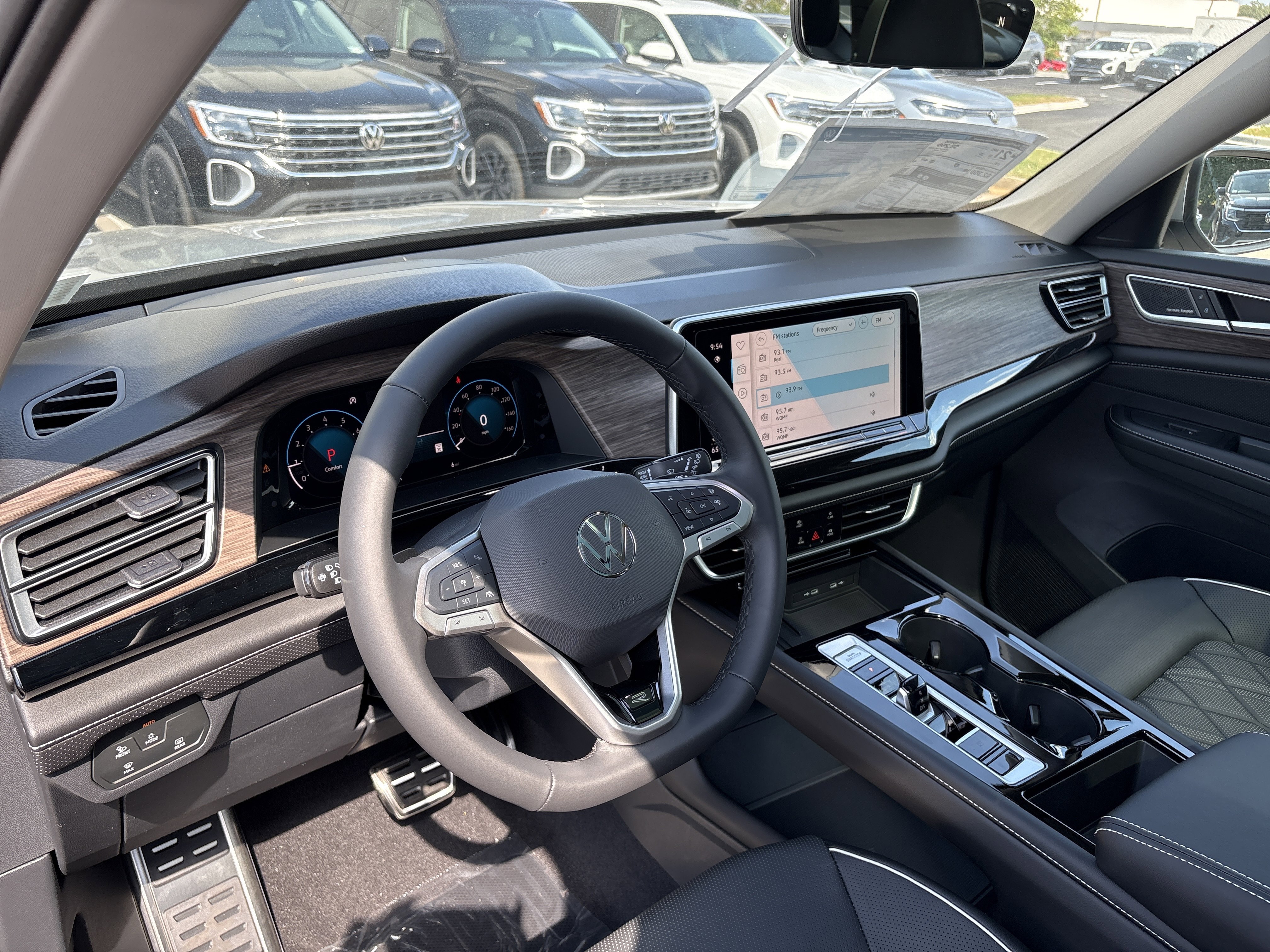 New 2026 Volkswagen Atlas SEL Premium R-Line image 11