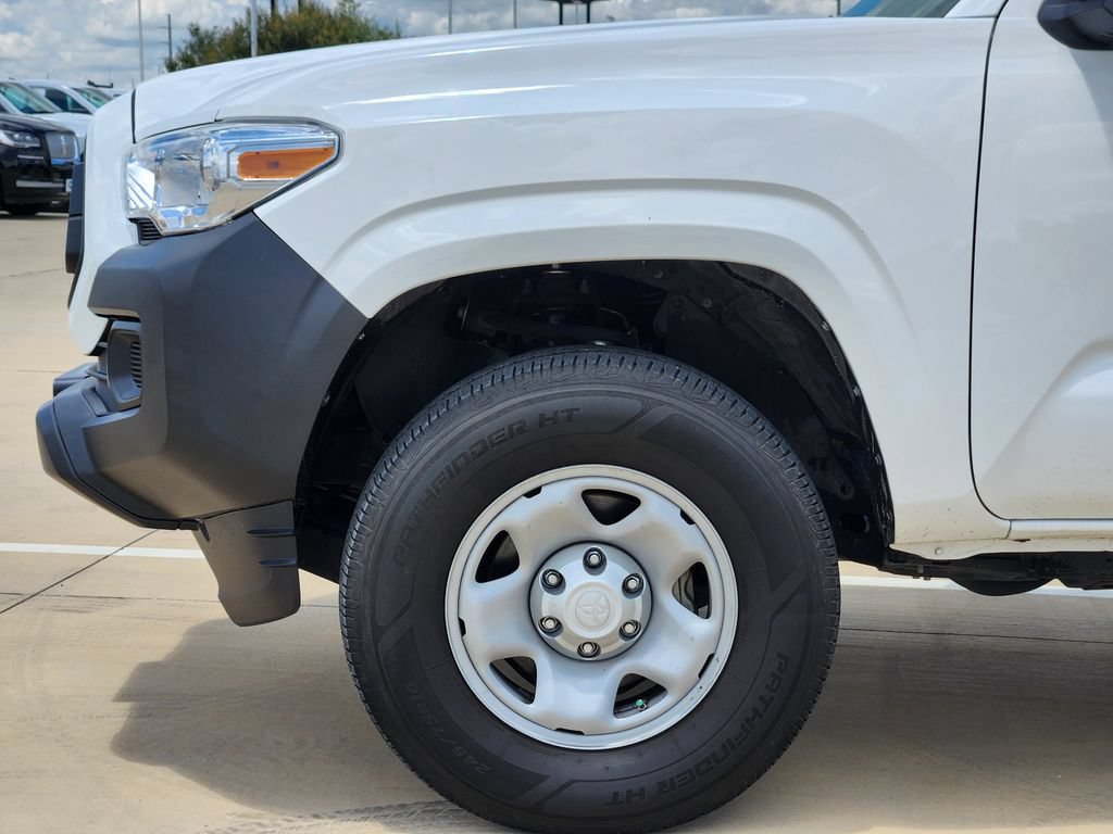 Used 2022 Toyota Tacoma SR RWD image 9