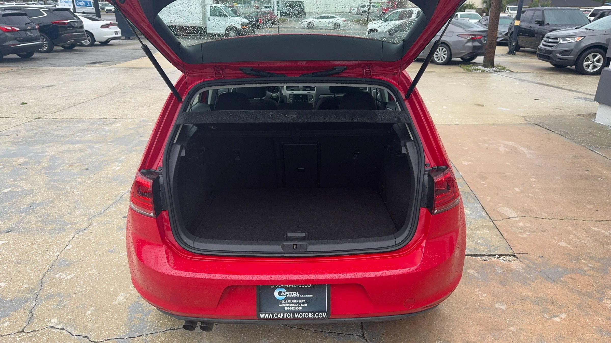 Used 2016 Volkswagen Golf S FWD image 15