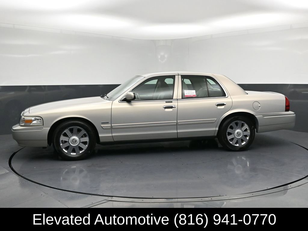 Used 2011 Mercury Grand Marquis LS RWD image 2