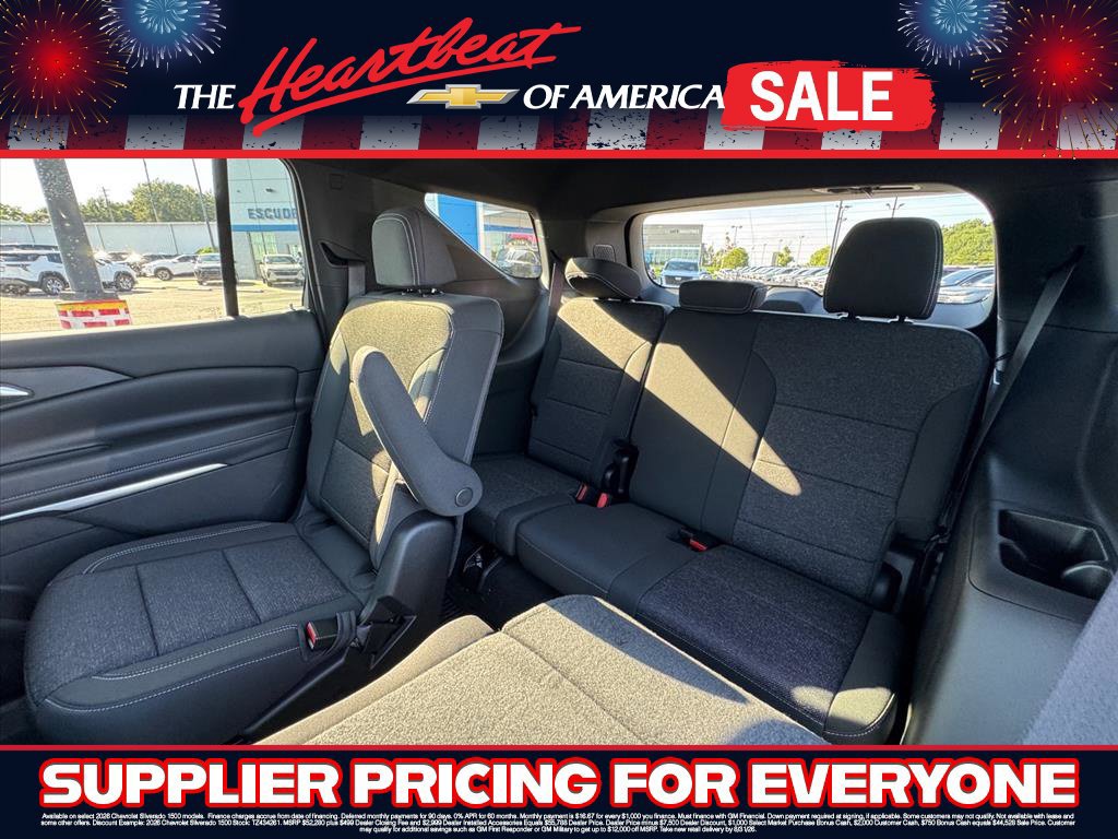 New 2027 Chevrolet Traverse LT w/ LPO, Floor Liner Package FWD image 9