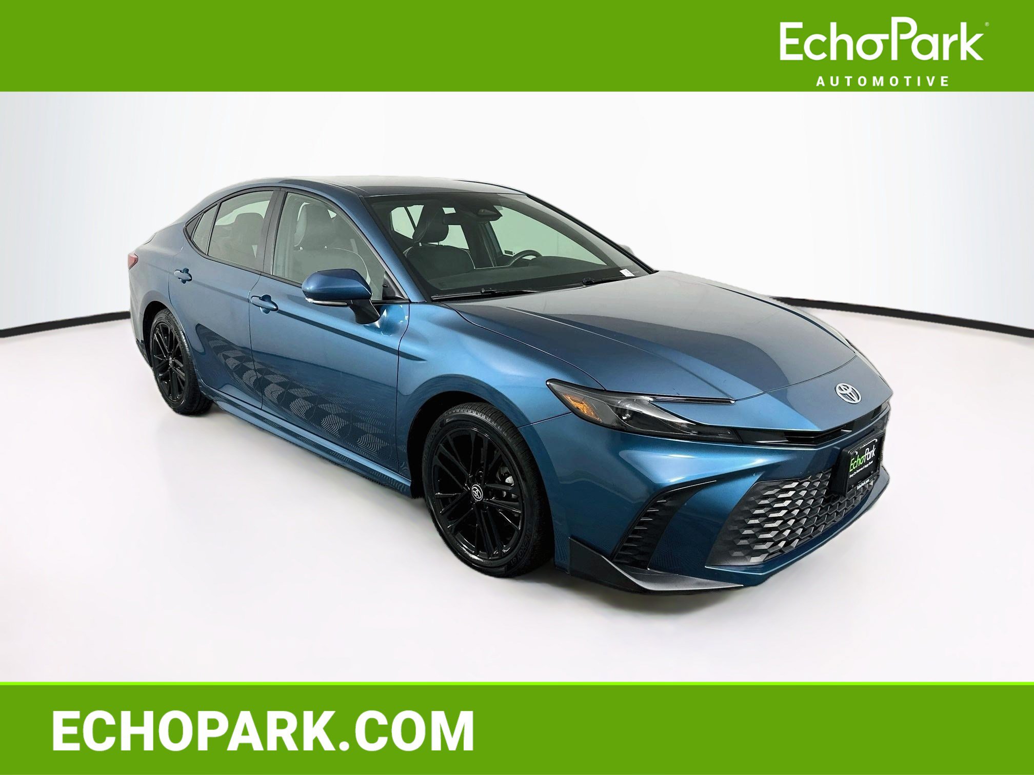 Used 2025 Toyota Camry SE