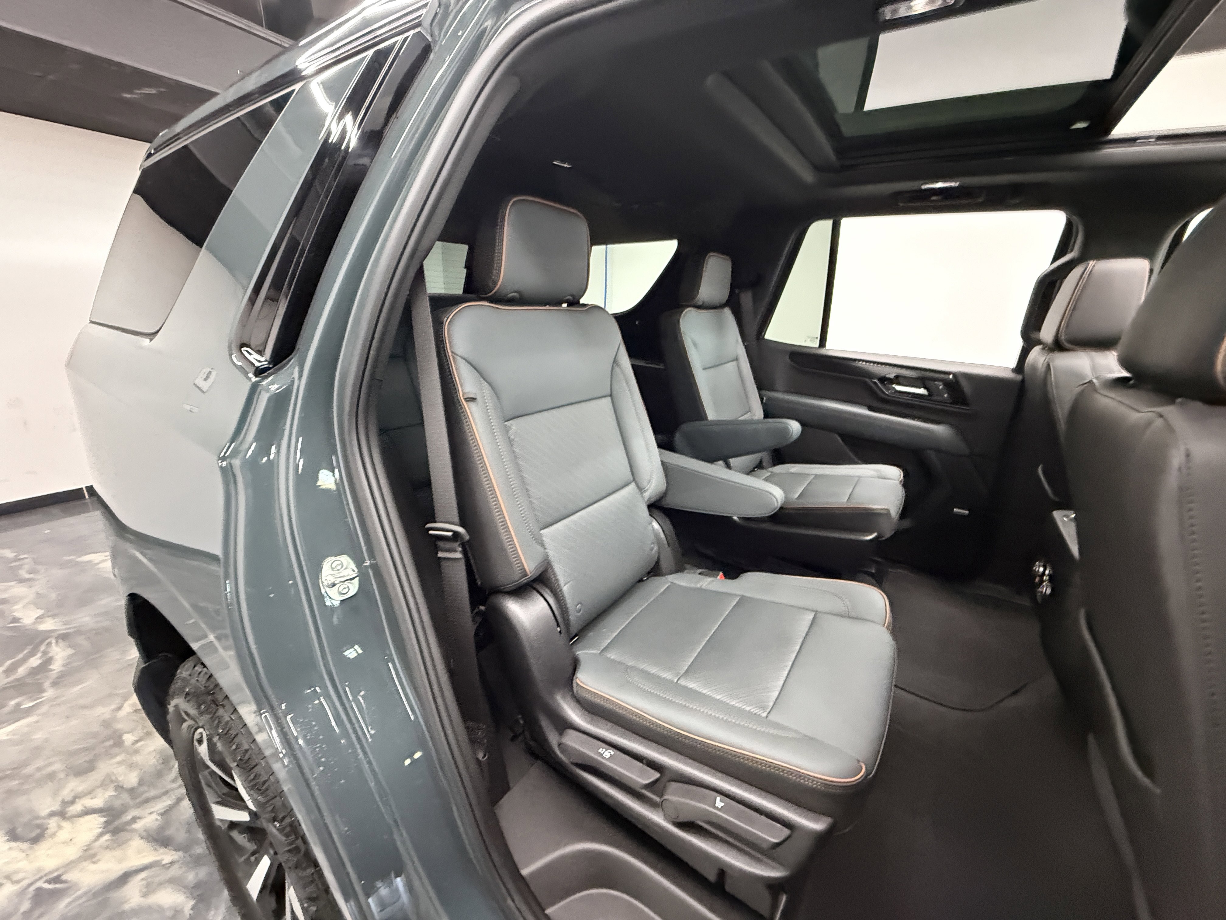 Used 2026 GMC Yukon AT4 image 31