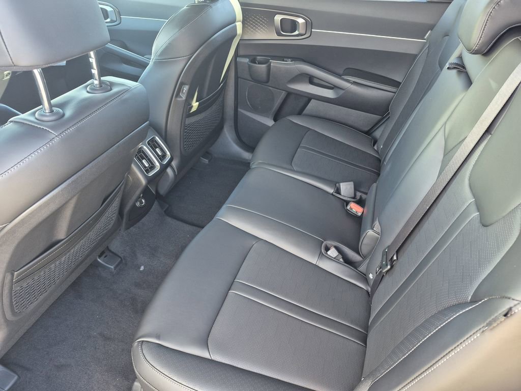 New 2026 Kia Sorento S image 11
