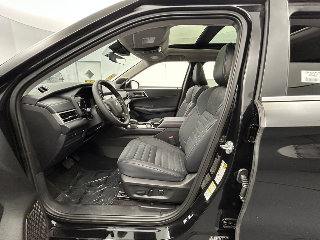 New 2026 Mitsubishi Outlander SE FWD image 59