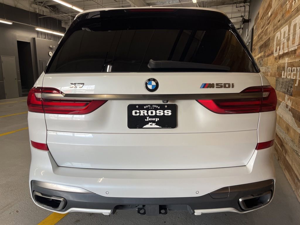Used 2021 BMW X7 M50i w/ Executive Package image 22