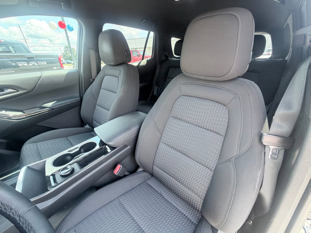 Used 2026 Chevrolet Equinox LT FWD image 19