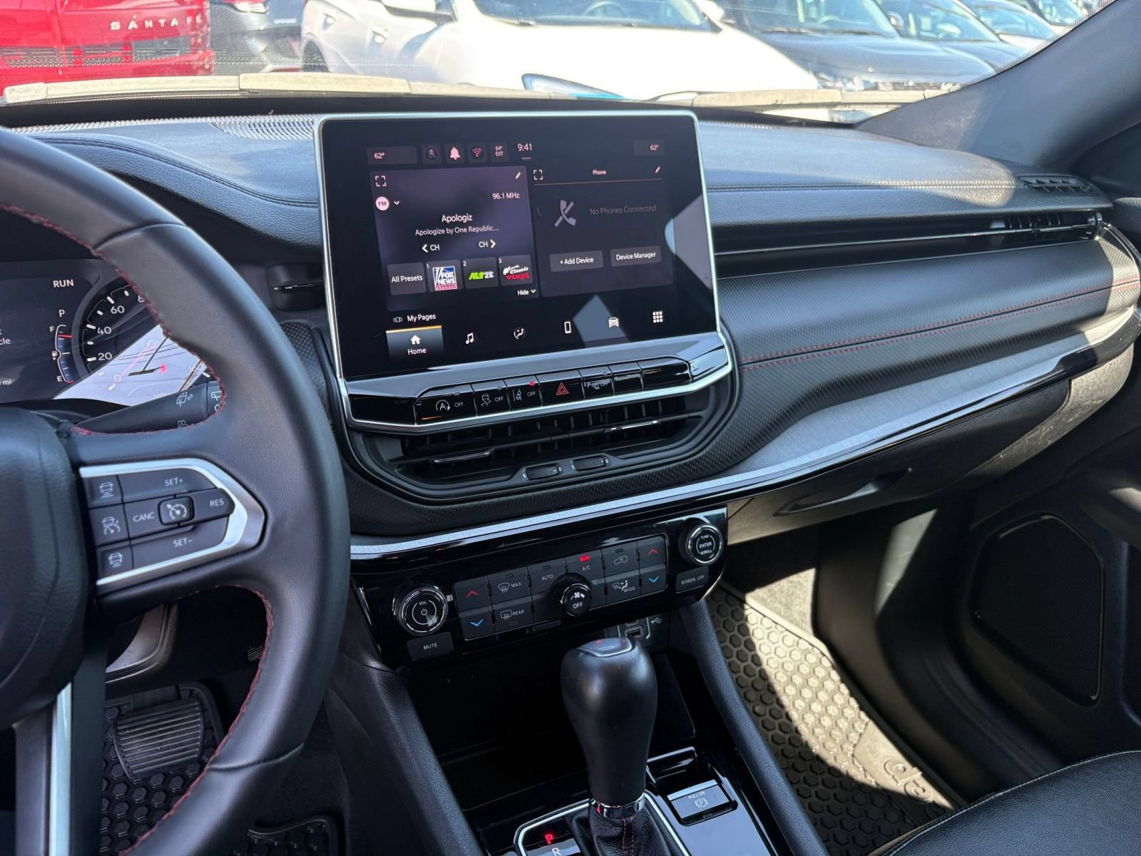 Used 2025 Jeep Compass Trailhawk AWD/4WD image 16