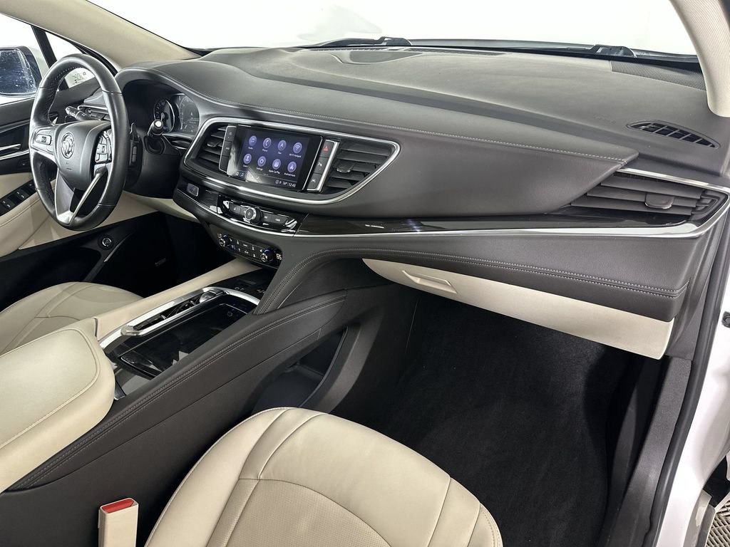 Used 2022 Buick Enclave Premium w/ Surround and Sites Package AWD/4WD image 32