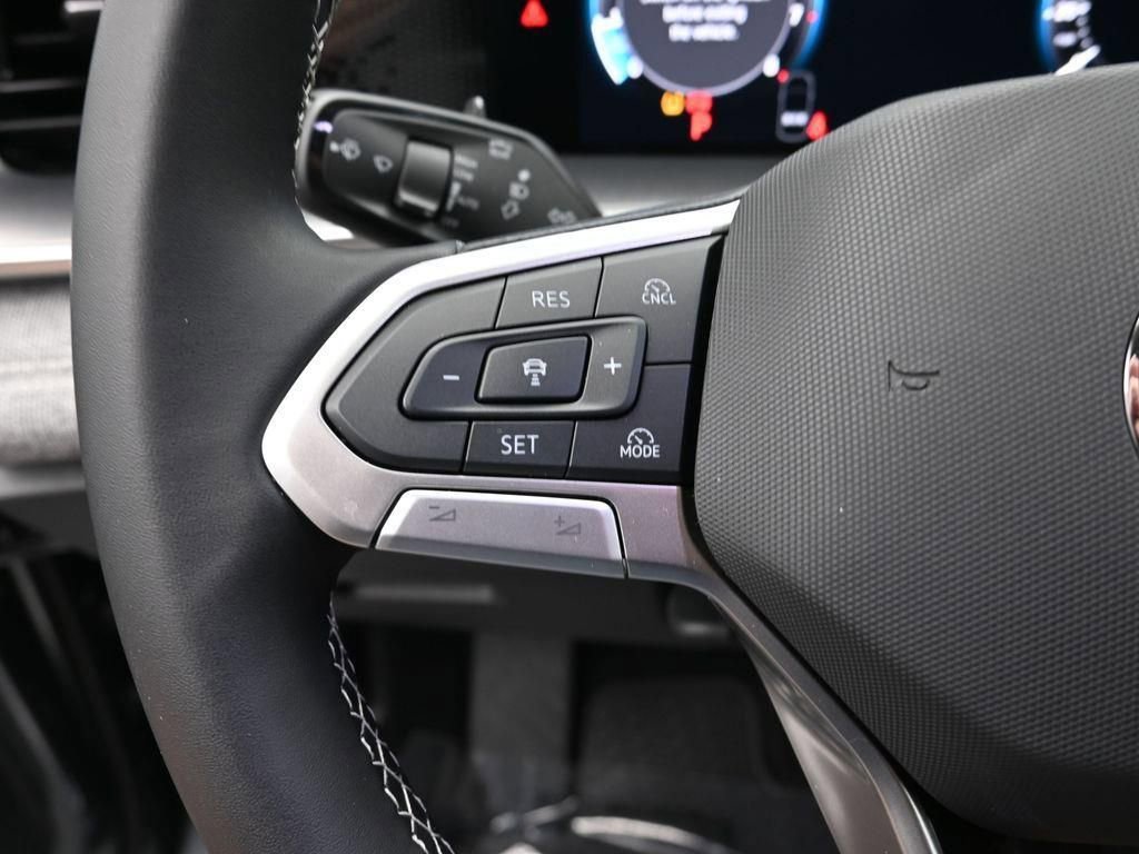 New 2025 Volkswagen Tiguan S image 13