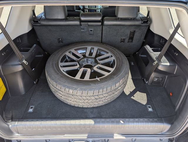 Used 2017 Toyota 4Runner Limited image 14