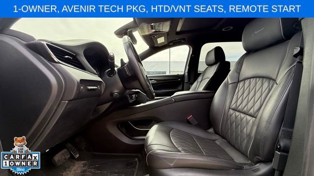 Used 2023 Buick Enclave Avenir w/ Avenir Technology Package AWD/4WD image 10