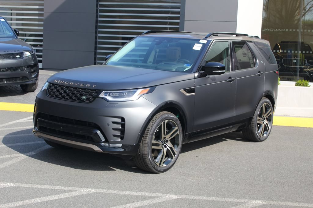 New 2026 Land Rover Discovery Limited Edition AWD/4WD image 1