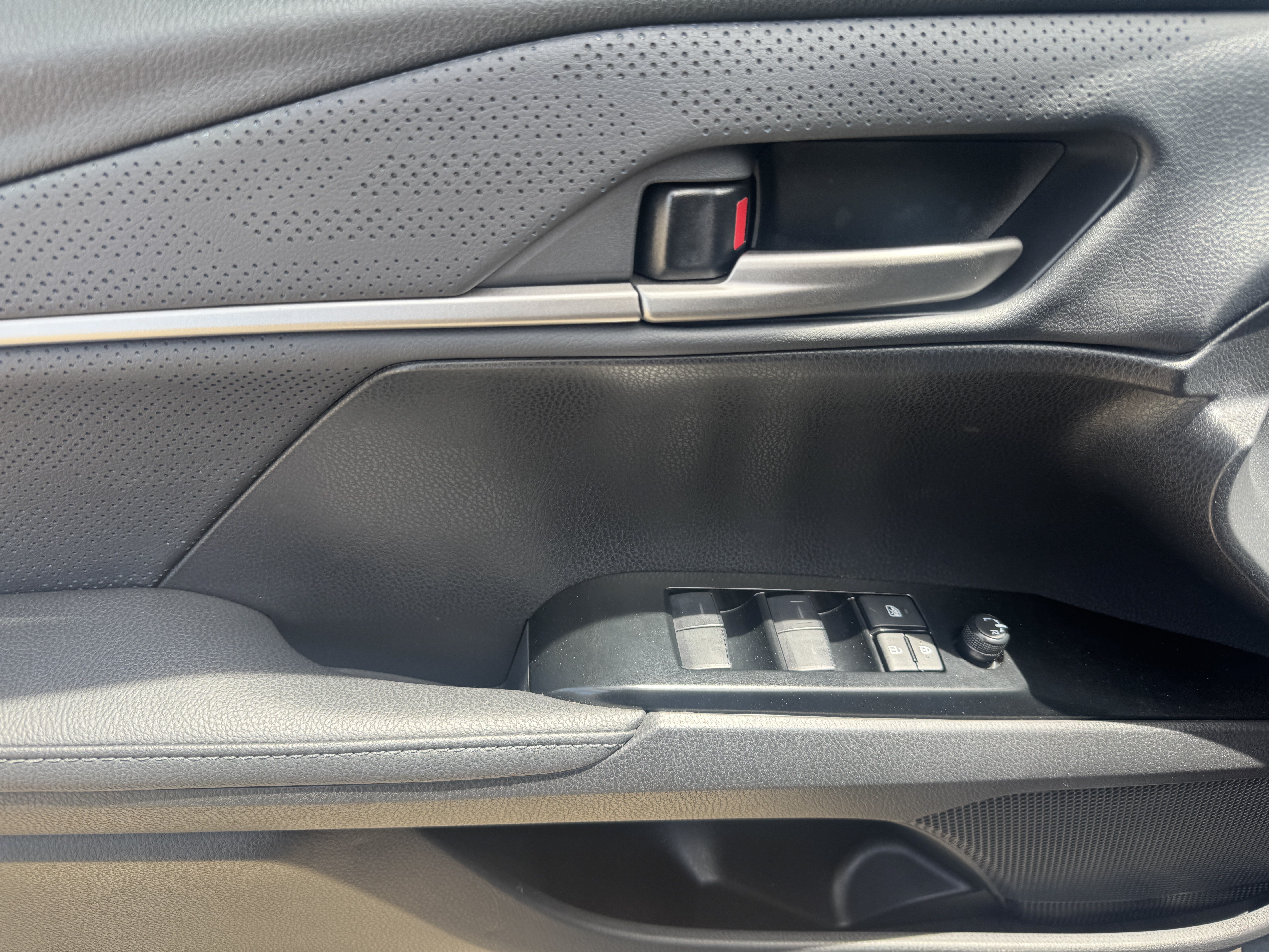 Certified 2026 Toyota Camry XSE FWD image 18
