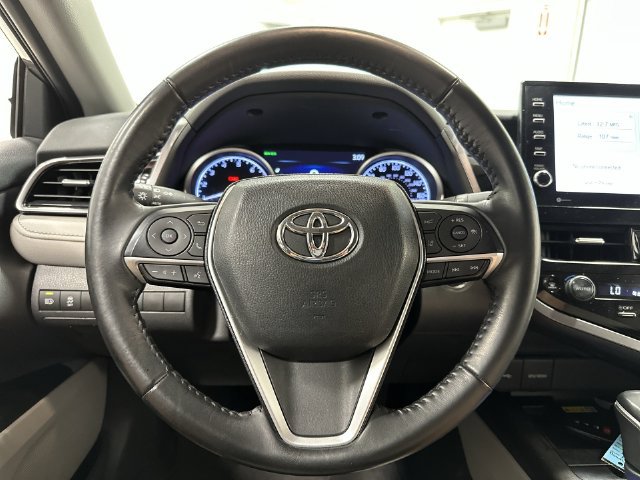 Used 2023 Toyota Camry XLE FWD image 14
