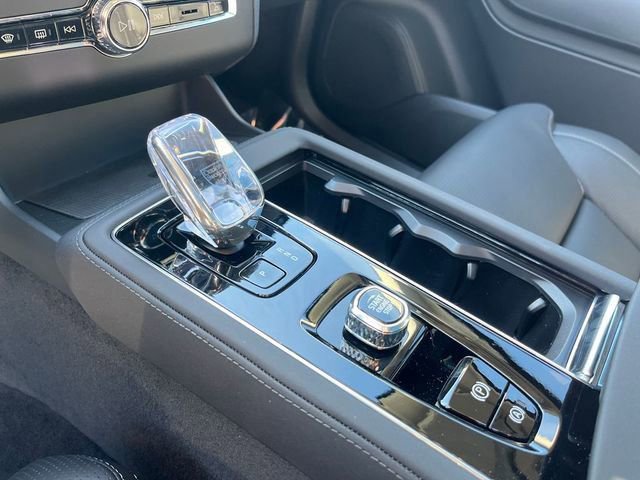 New 2025 Volvo XC90 T8 Ultra w/ Protection Package Premier AWD/4WD image 30
