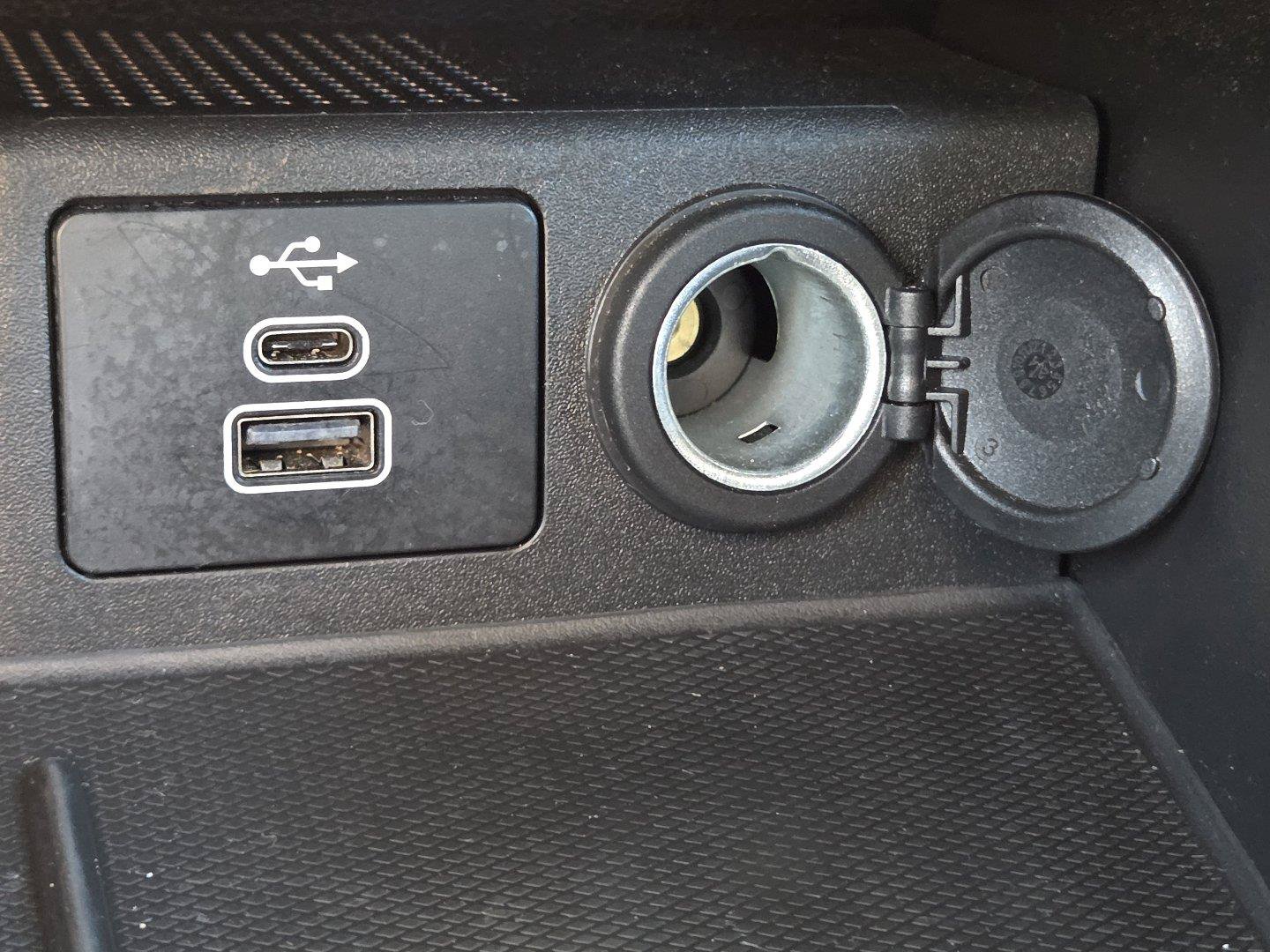Used 2025 Ford Escape Active FWD image 25