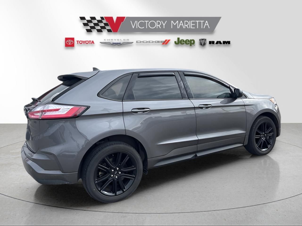 Used 2022 Ford Edge ST-Line image 4