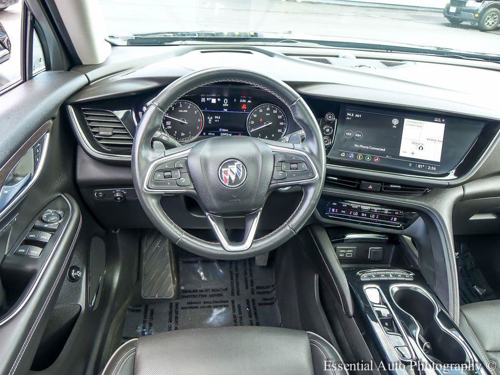 Used 2023 Buick Envision Avenir AWD/4WD image 13