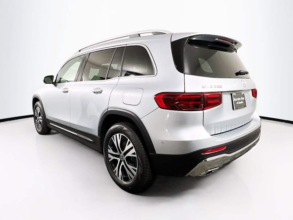 New 2026 Mercedes-Benz GLB 250 4MATIC image 5