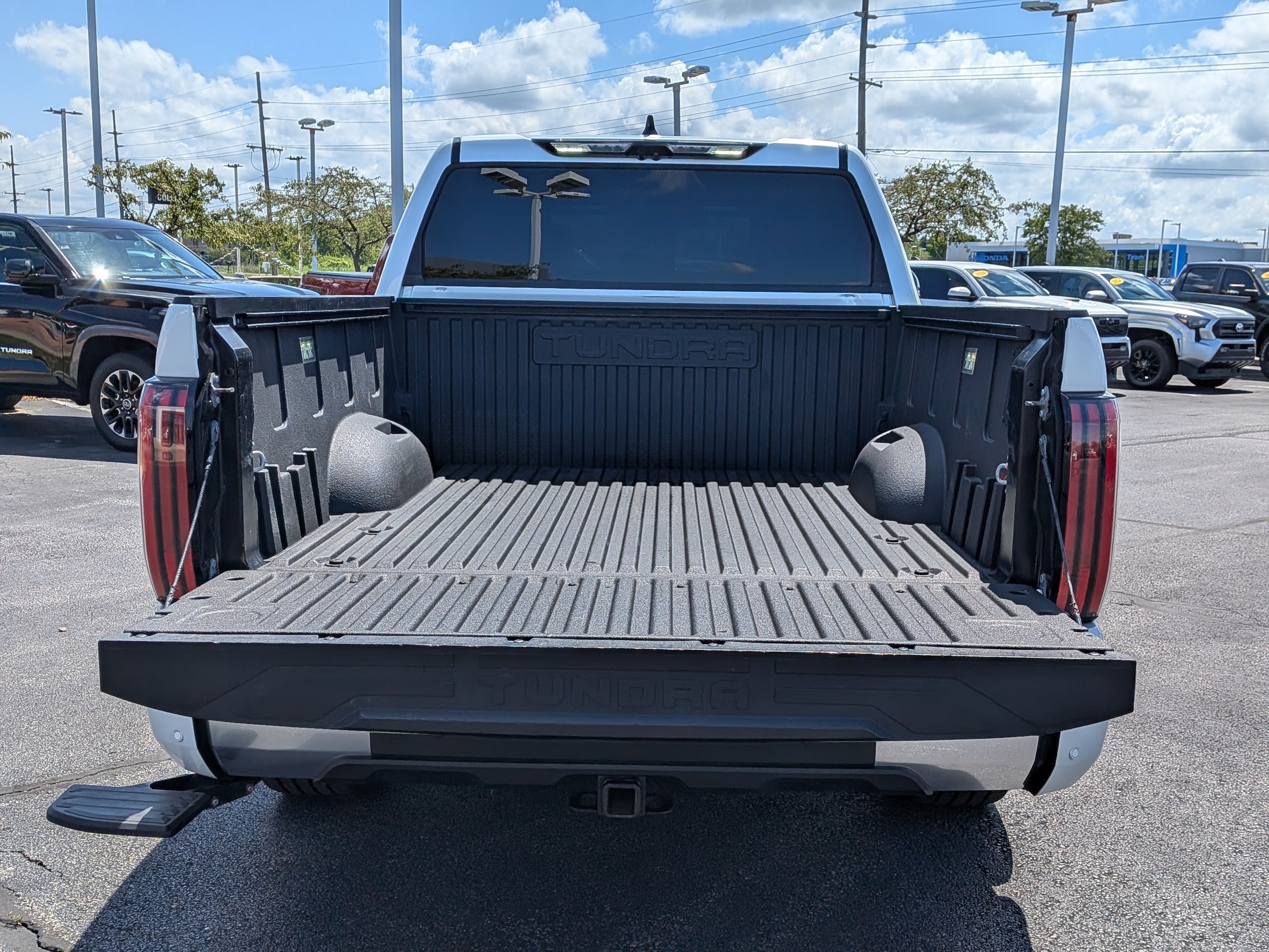Used 2023 Toyota Tundra Capstone AWD/4WD image 8