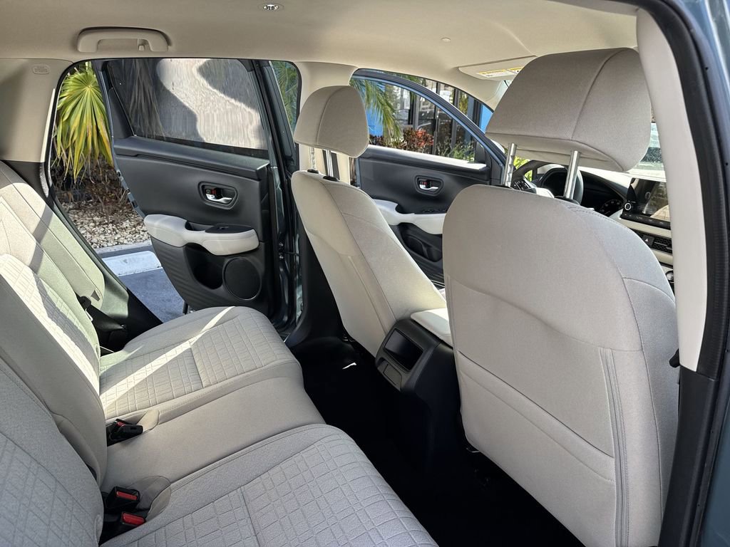 Used 2024 Honda HR-V LX image 29