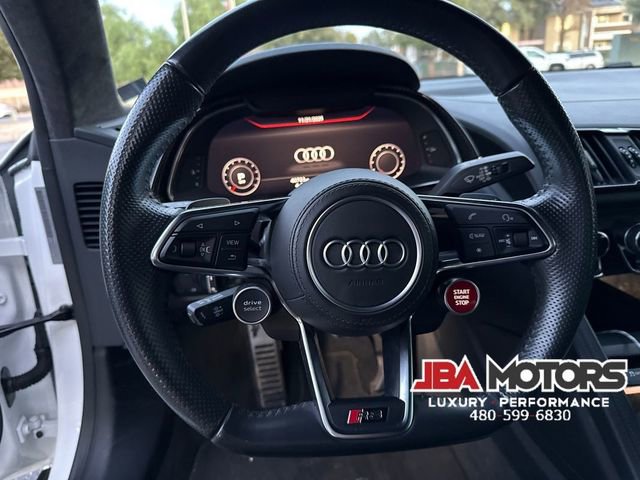 Used 2018 Audi R8 V10 w/ Carbon Exterior Package image 5