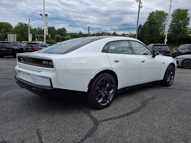 Used 2026 Dodge Charger R/T w/ Driver Convenience Group AWD/4WD image 8