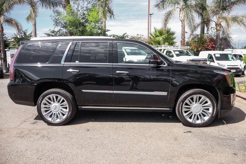 Used 2019 Cadillac Escalade Platinum AWD/4WD image 10